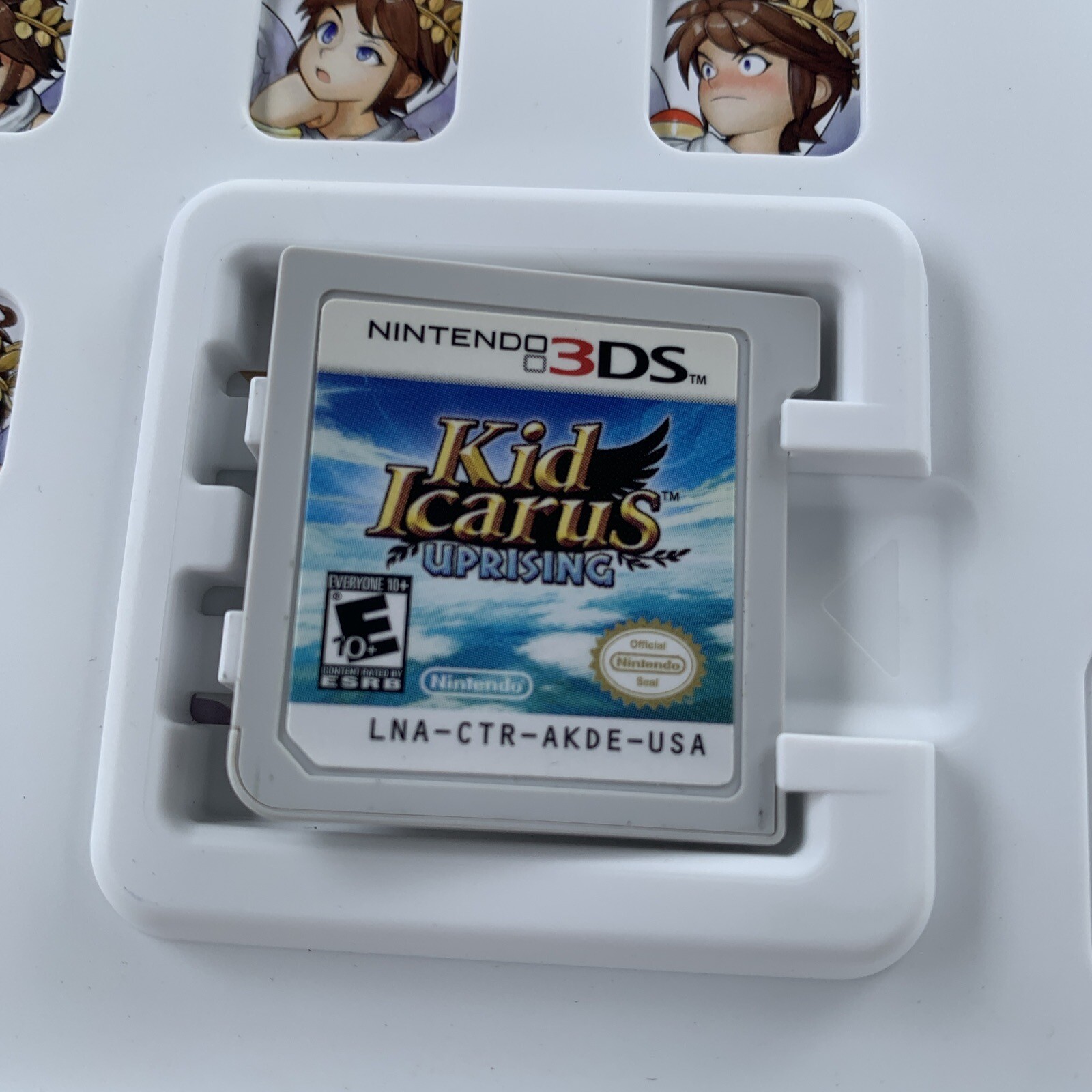 Kid Icarus Uprising (nintendo 3DS, 2012)