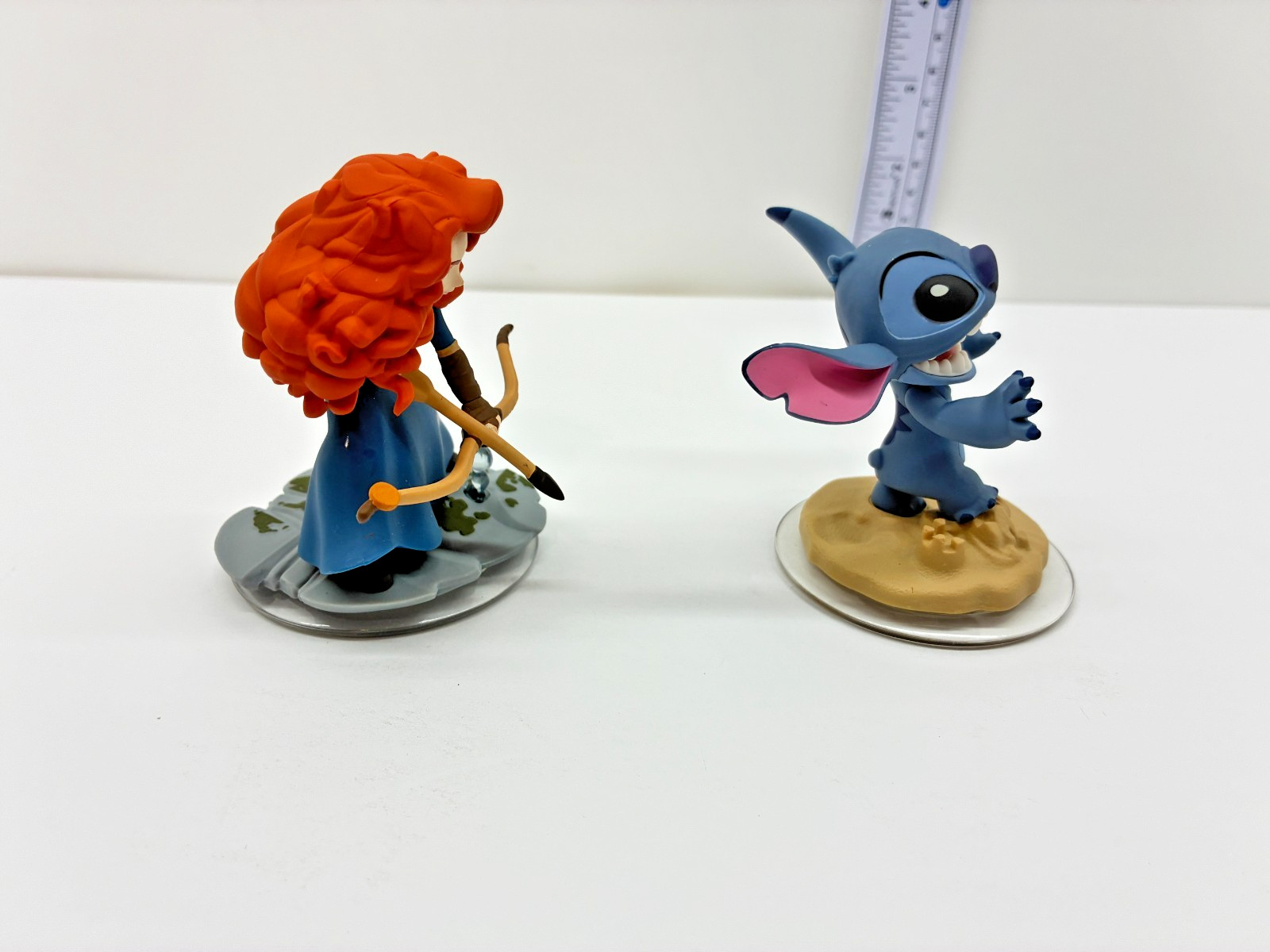 Disney Infinity Figures 2.0 Stitch/Merida *POWER DISCS/POSTER & FREE SHIPPING*