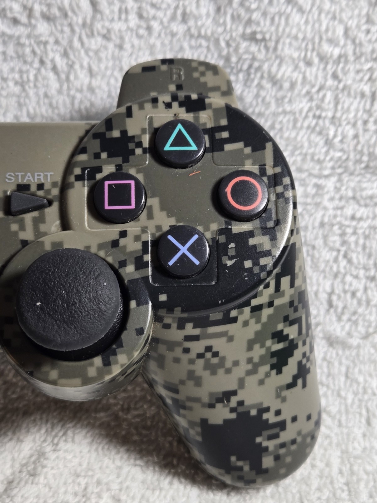 Unbranded P3 Camo Controller- Untested / No Cords