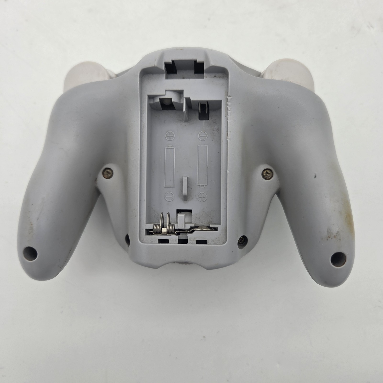 Nintendo Gamecube GC Wavebird Controller Gray NO DONGLE Lot Of 2 – Tested
