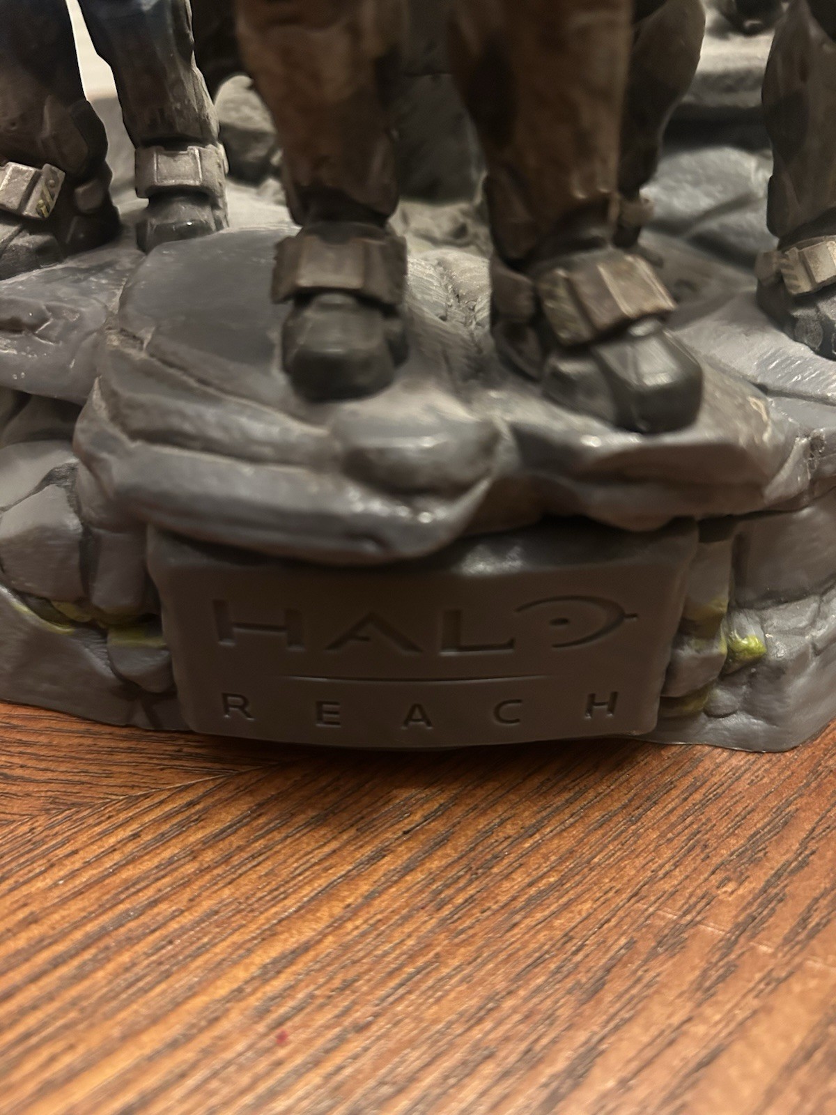 Halo Reach Legendary Edition Statue Noble (MISSING SOME WEAPONS)