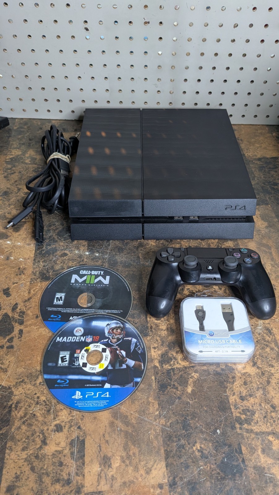 Sony PlayStation 4 OG 500GB Cuh-1115a Console Modern Warfare 2 Bundle – Tested