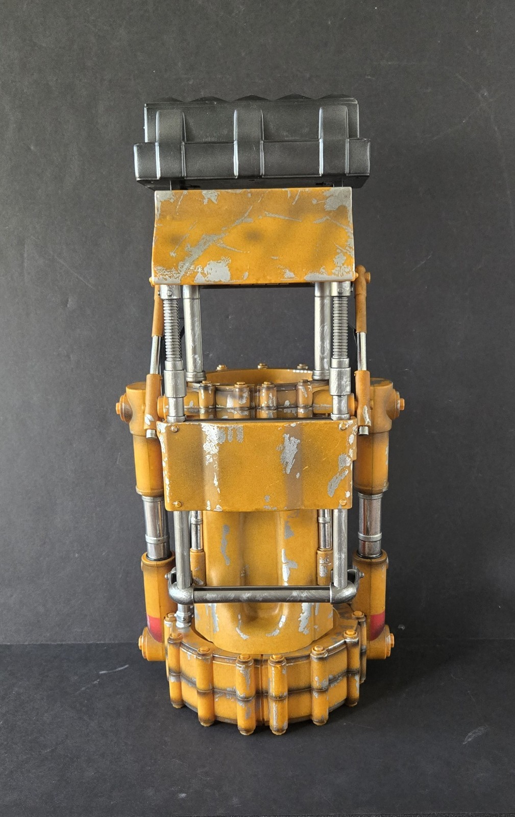 Fallout Power Fist 1:1 Scale Replica Bethesda Chronicle Collectibles No box 2018