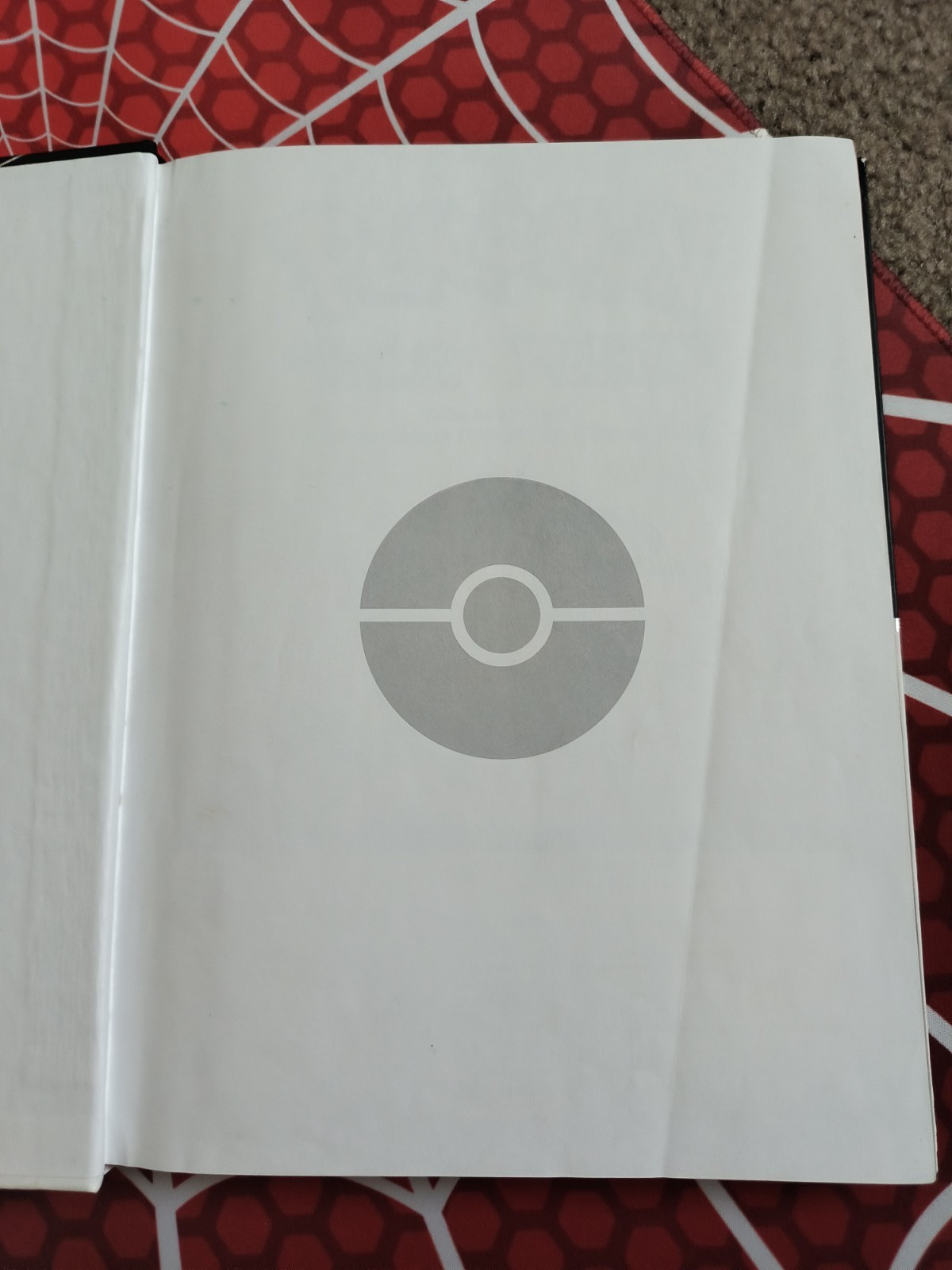 Pokemon Black and White Versions Strategy Limited Collectors Edition rough