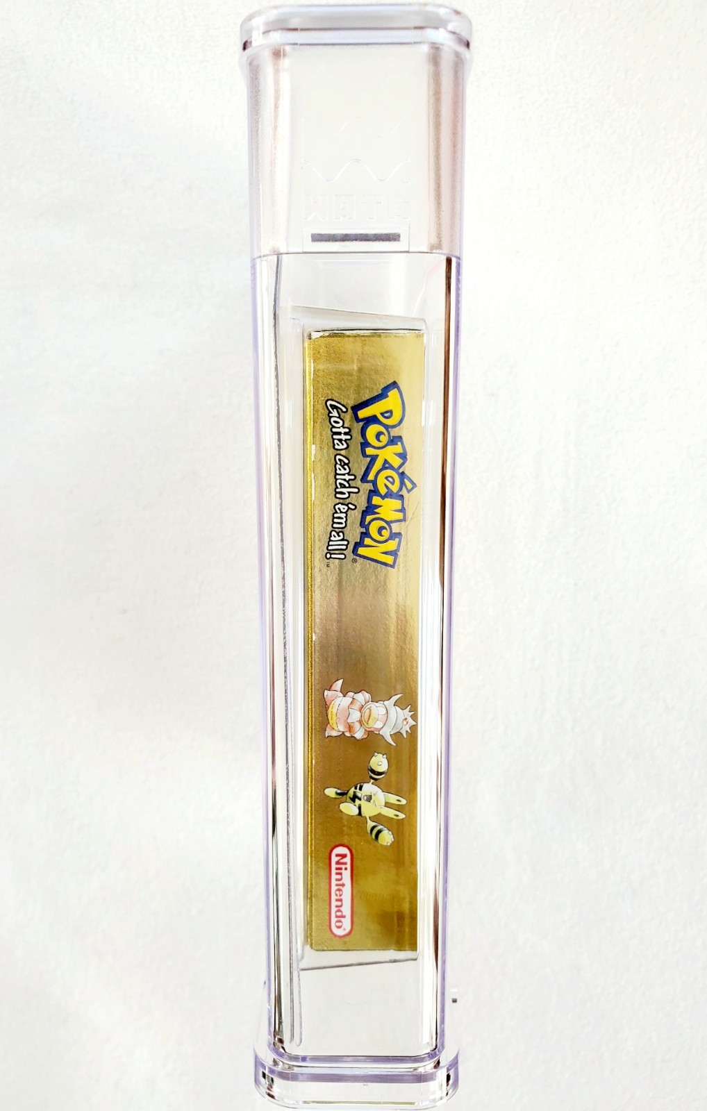 POKEMON GOLD VERSION Nintendo Game Boy Color 2000 Graded PSA 8.5 WATA 9.0 MANUAL