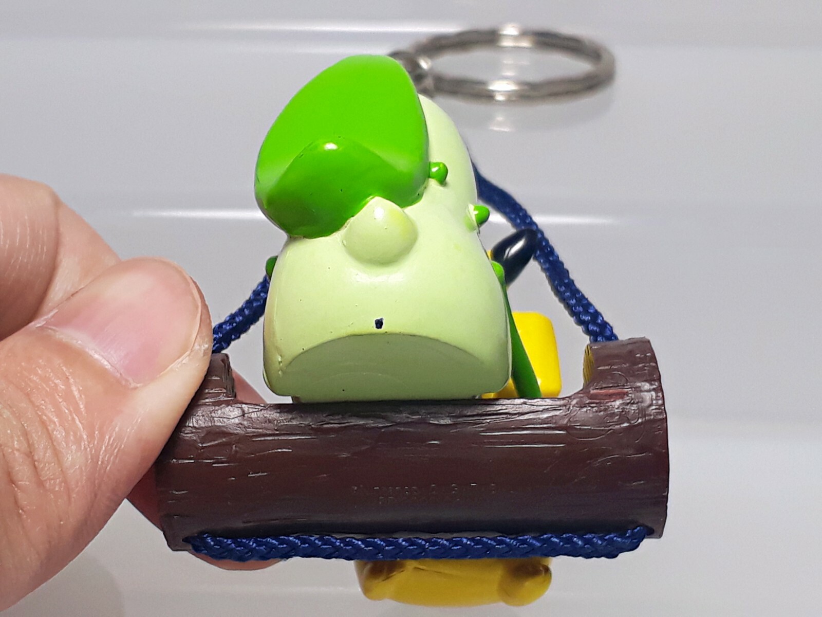 Chikorita Pikachu Pokemon Figure Swing Keychain Banpresto 2002 Japan Q06 1.8in