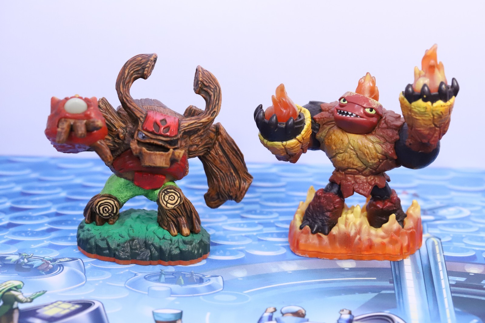 Activision Skylanders Giants and Regular Series 1 and 2 – Lot of 6 Figures