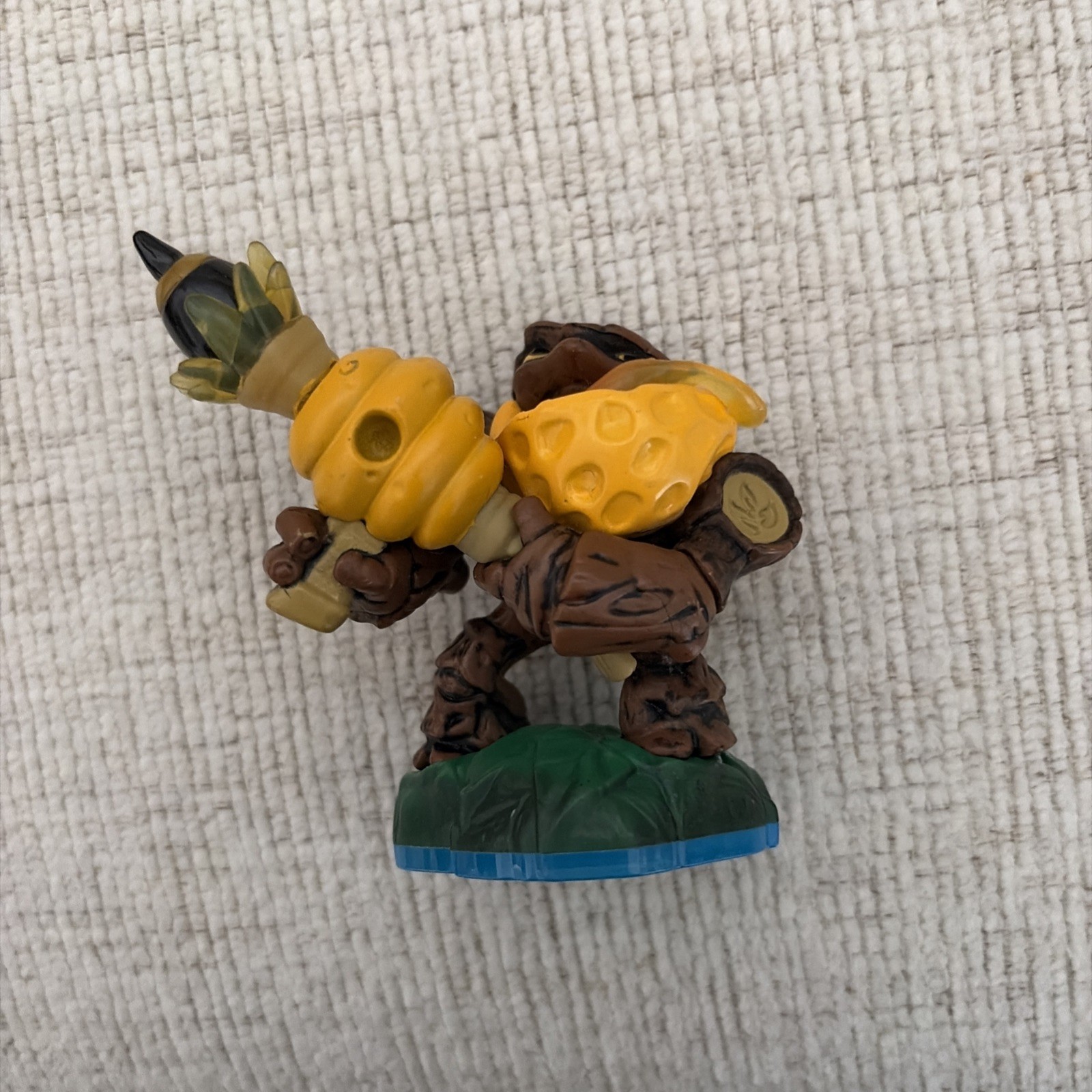 Skylanders Swap-Force Lightcore Bumble Blast 2012 #84827888