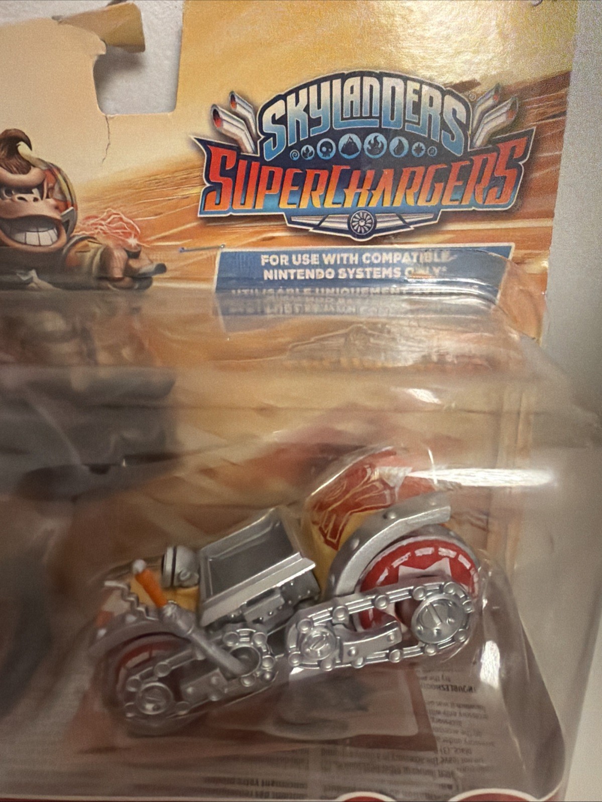 Skylanders Superchargers Turbo Charge Donkey Kong Amiibo Barrel Blaster Box DMG