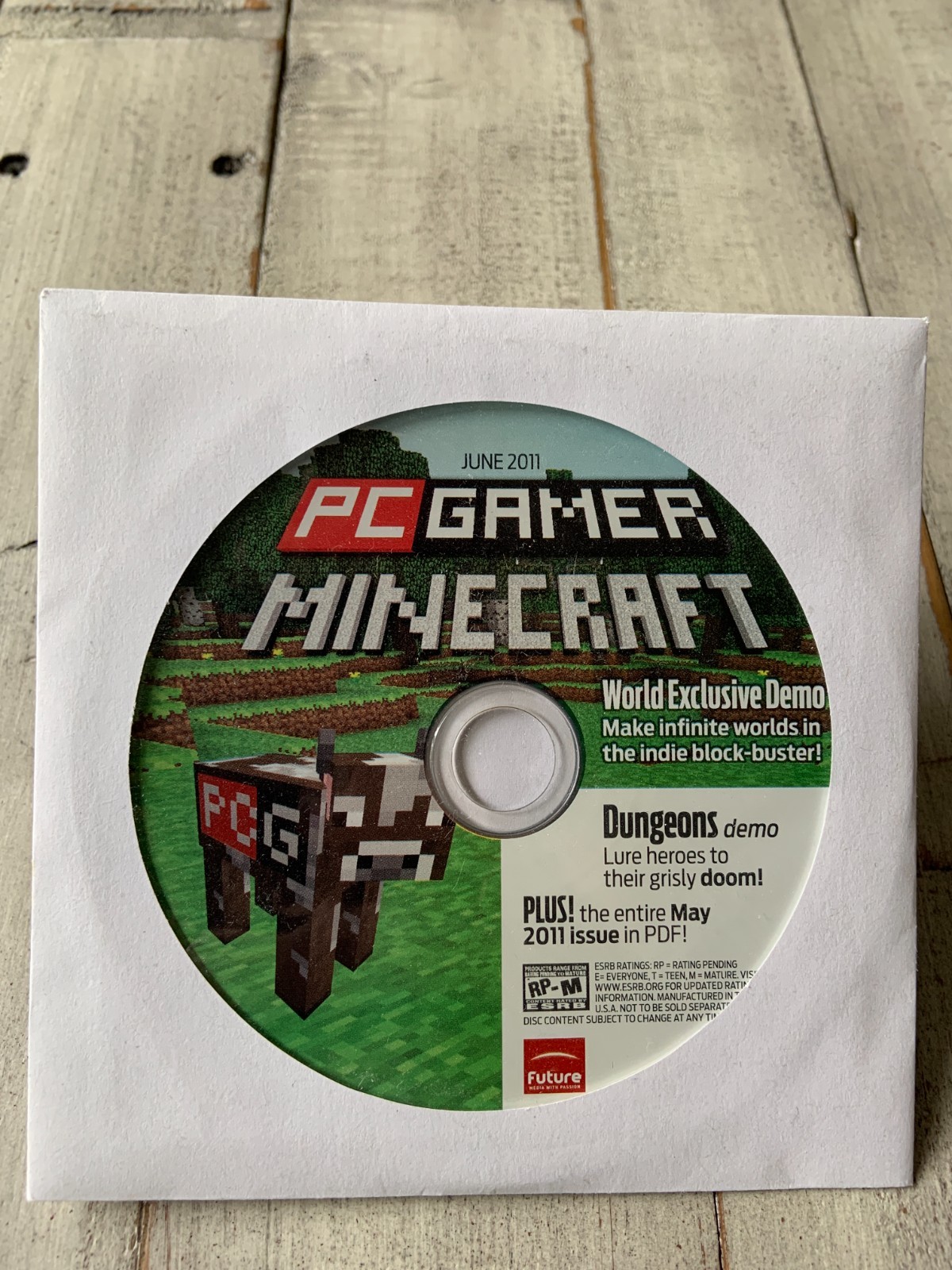 MINECRAFT Unplayed CD Demo Disc PC Gamer World Exclusive June 2011 Beta 1.3