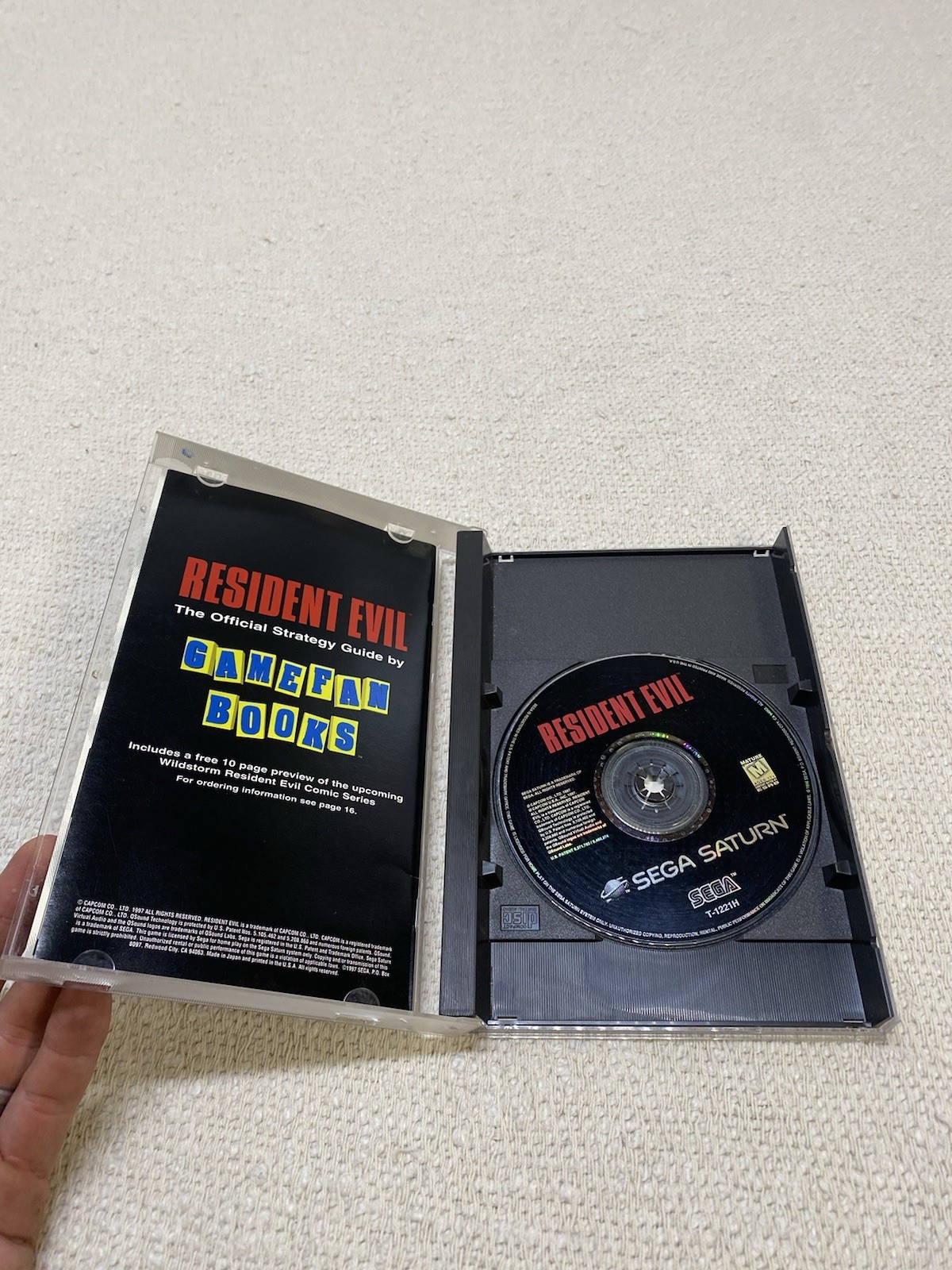 Resident Evil (Sega Saturn, 1997) CIB Complete W/ Manual & Registration Card