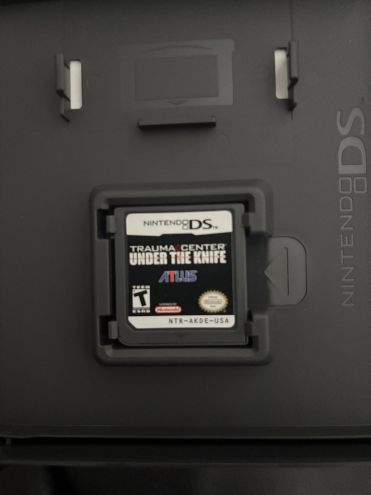Trauma Center: Under the Knife (Nintendo DS, 2005) complete