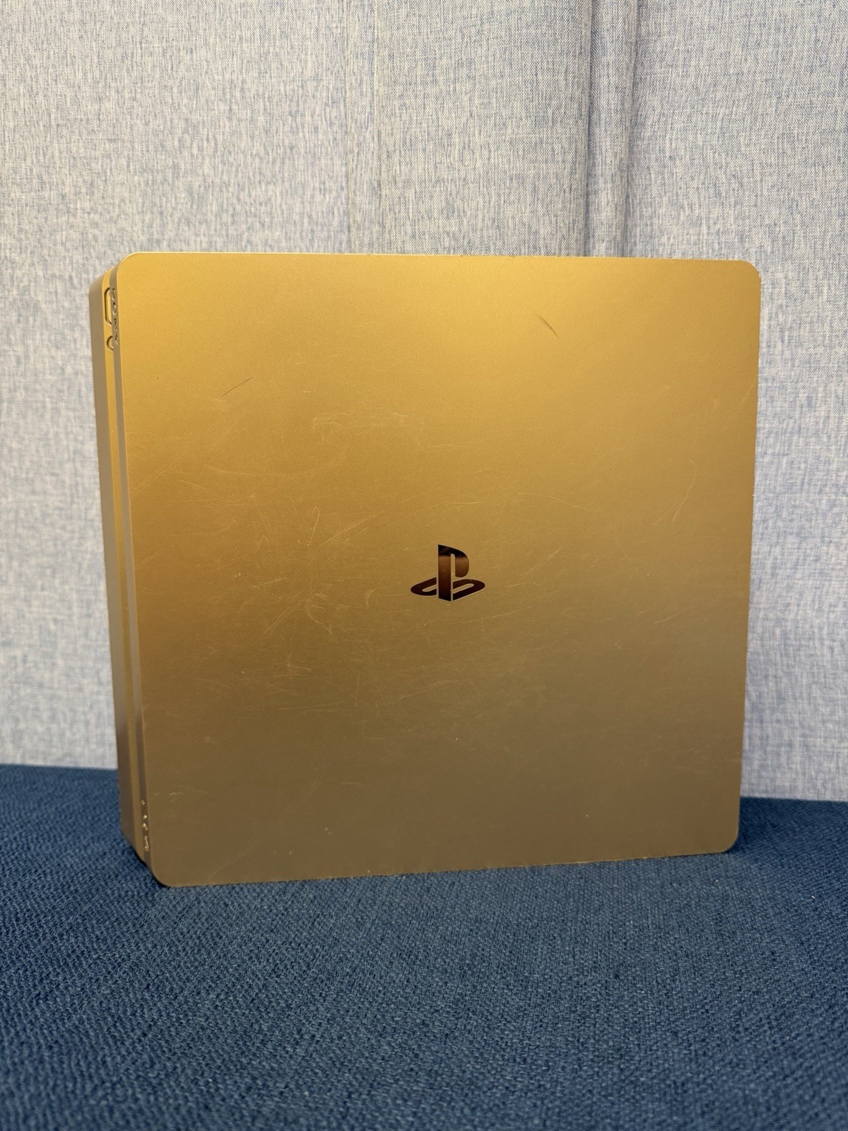Sony PS4 Gold Limited Edition Slim – 1TB Console