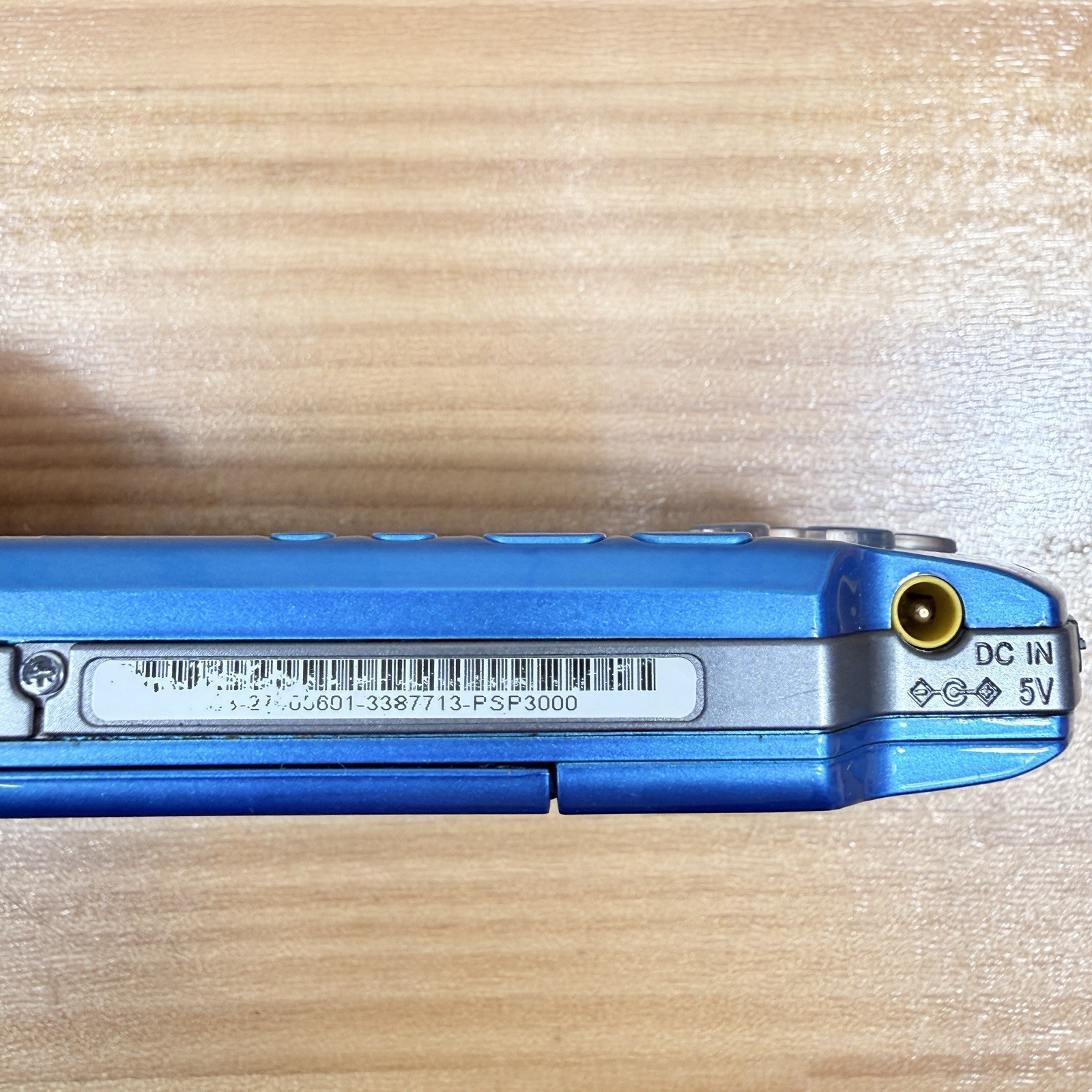 (Lot of 1) Sony PSP-3000 Console Blue 1GB Memory OEM Adapter New Battery Used