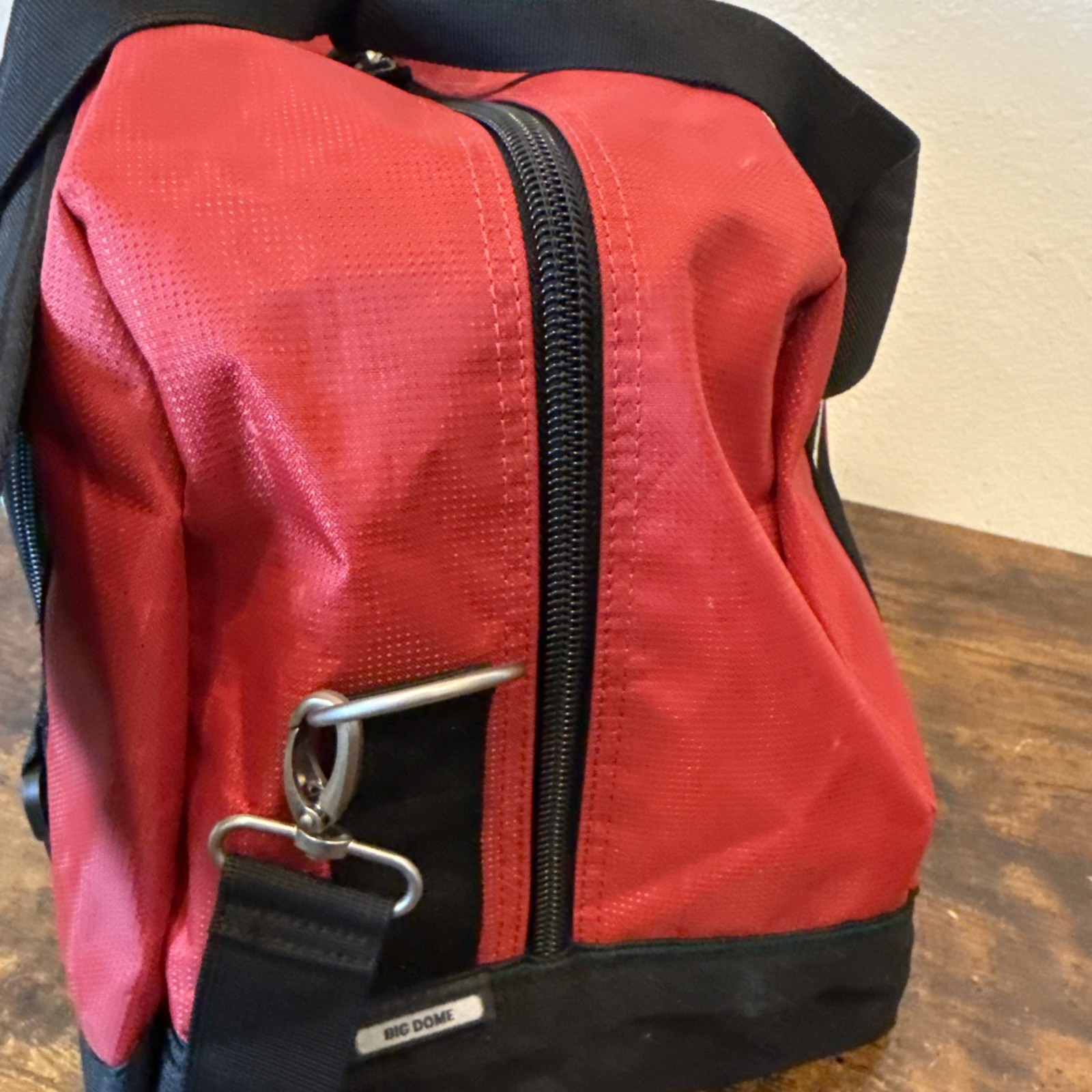 Nintendo MARIO Employee Exclusive OGIO Duffel Bag – Red/Black NWT – 21 x 10 x 12
