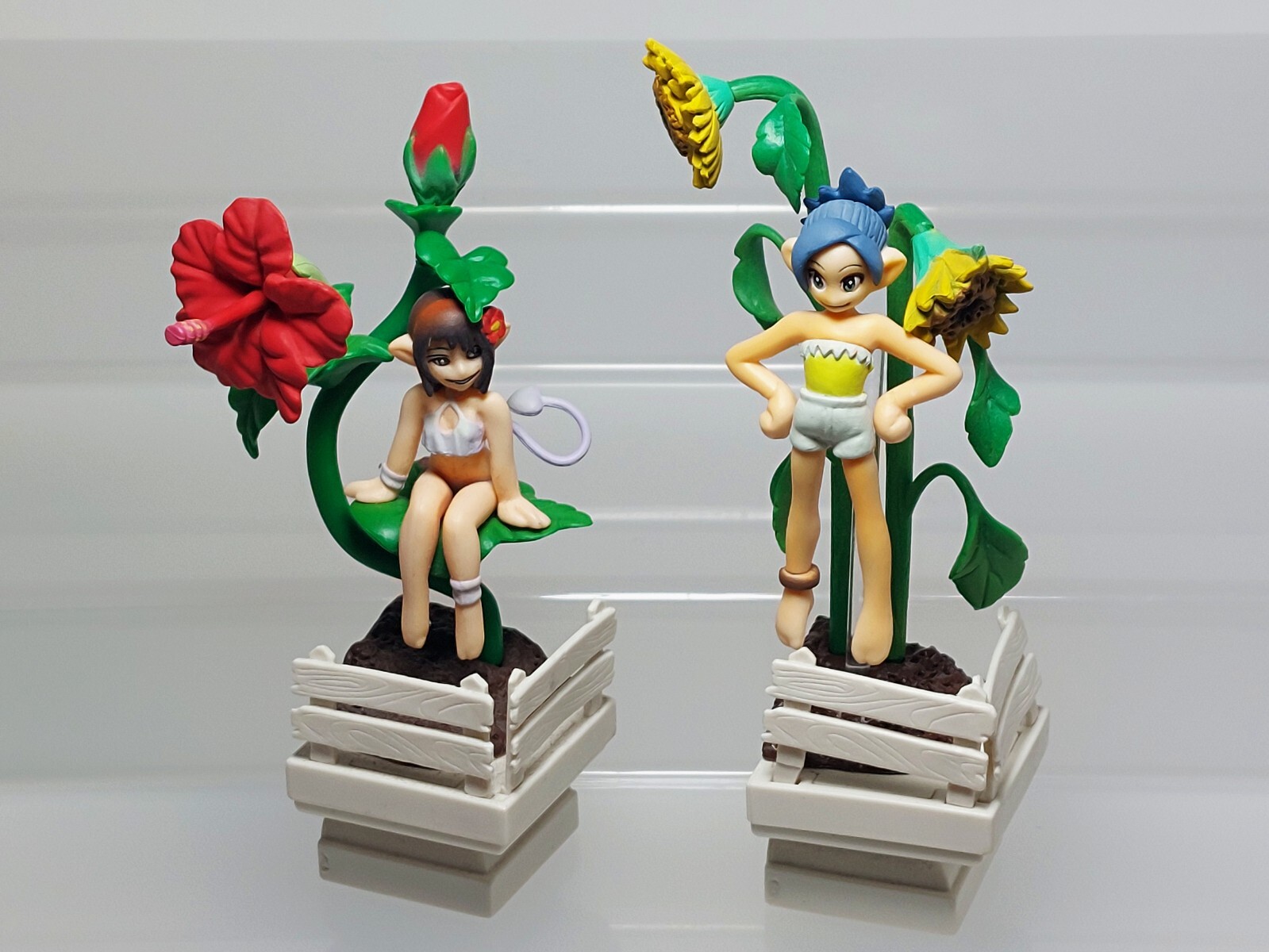 TV Champion Flower Girl Hibiscus Sunflower Figure Epoch 2004 Japan 3.8-4.1in