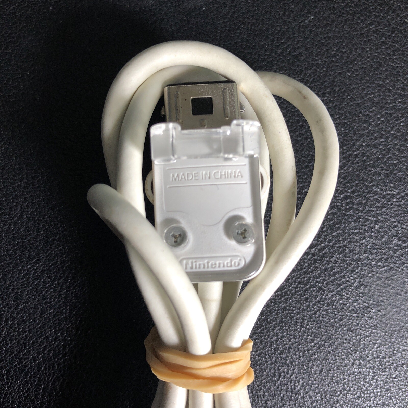 Authentic Nintendo Wii Nunchuk Controller WHITE OEM Genuine RVL-004 WiiU Wii U
