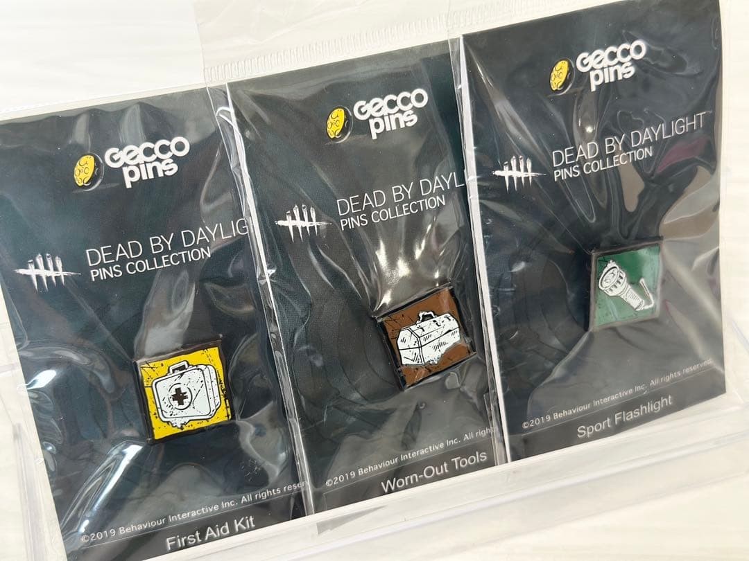 Dead by Daylight Pins Collection Set of 3 Gecco First Aid Kit Tools Flashlight
