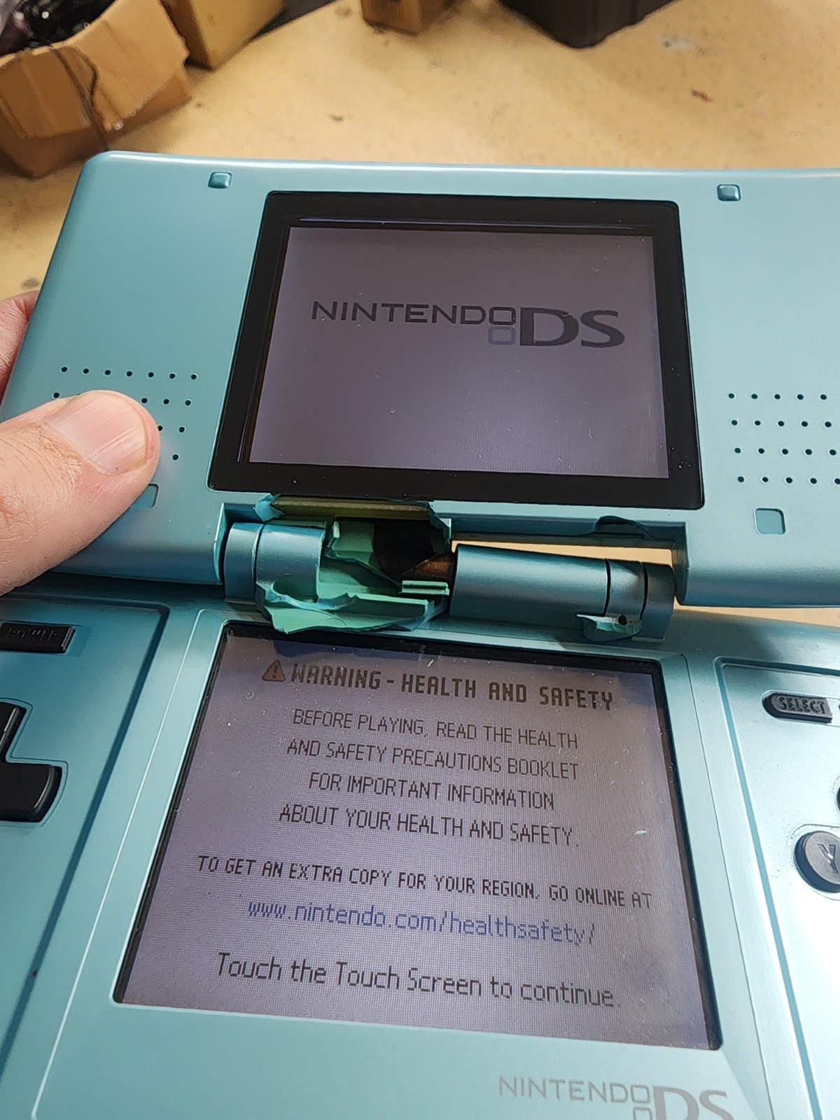 Nintendo DS Original Console System NTR-001 Fat + Charger DS GBA Games HINGE BRK