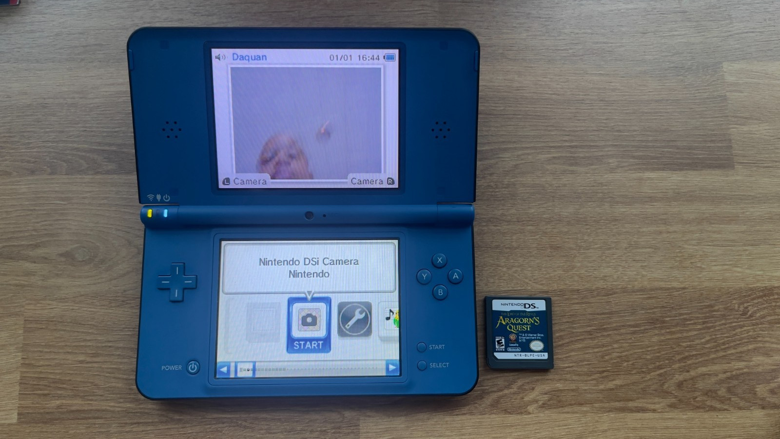 Nintendo DSi XL Blue w/ Nerf Case and LotR – Working *No Charger or Stylus*