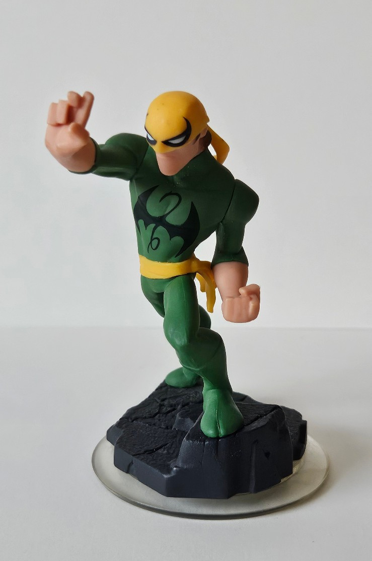 Disney Infinity 2.0 Marvel Super Heroes Iron Fist Figure