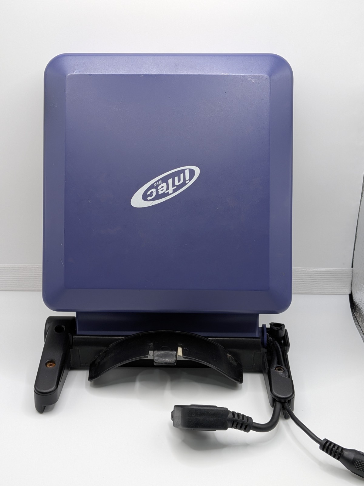 Intec Indigo Portable 5” LCD Screen Attachment Nintendo GameCube – Untested