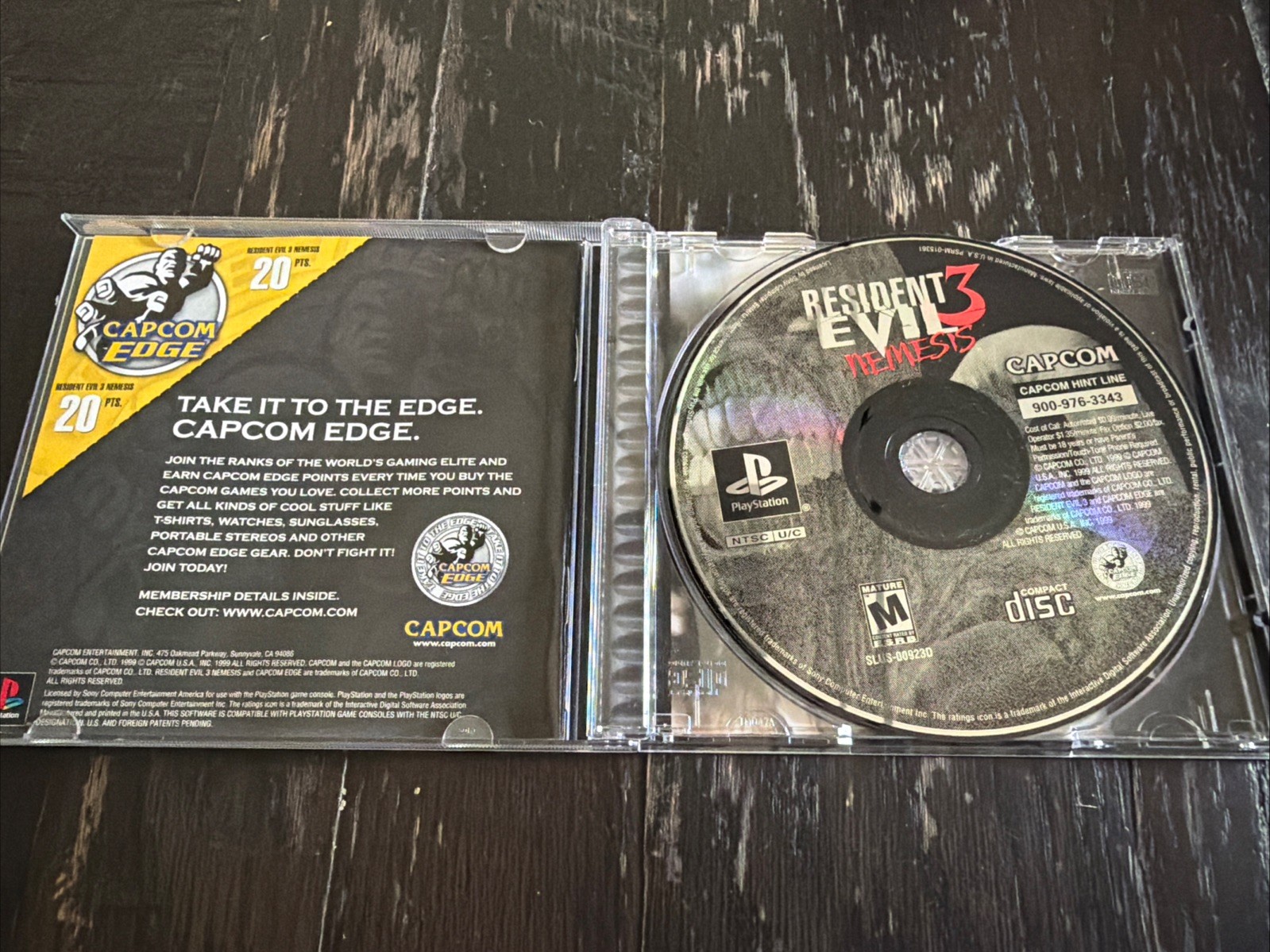 Resident Evil 3 Nemesis (Sony PlayStation 1, 1999) CIB w/ Reg Card PS1 – Tested