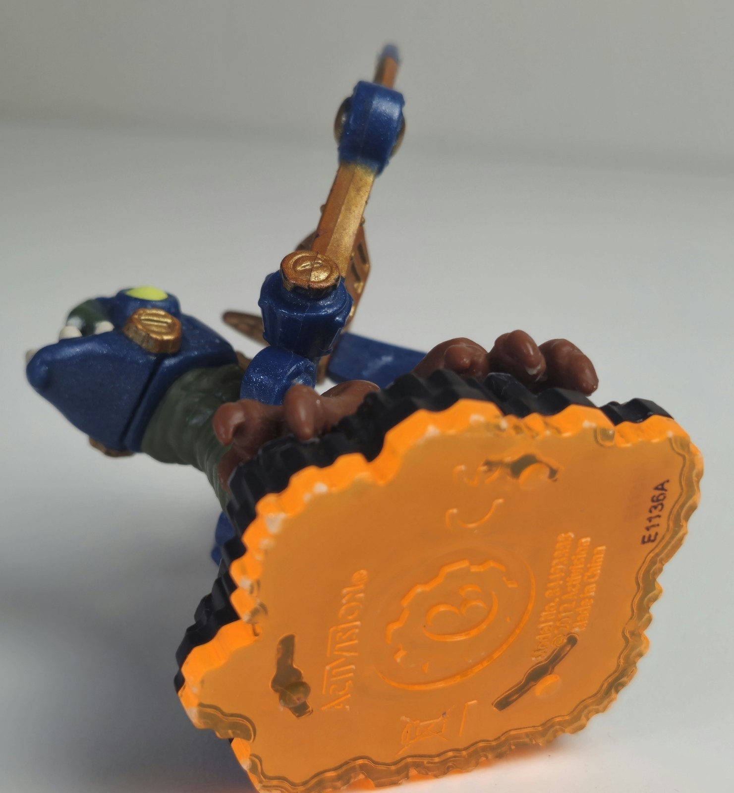 Skylanders Giants Drobot Series 2 Tech Element Figure – Orange Base