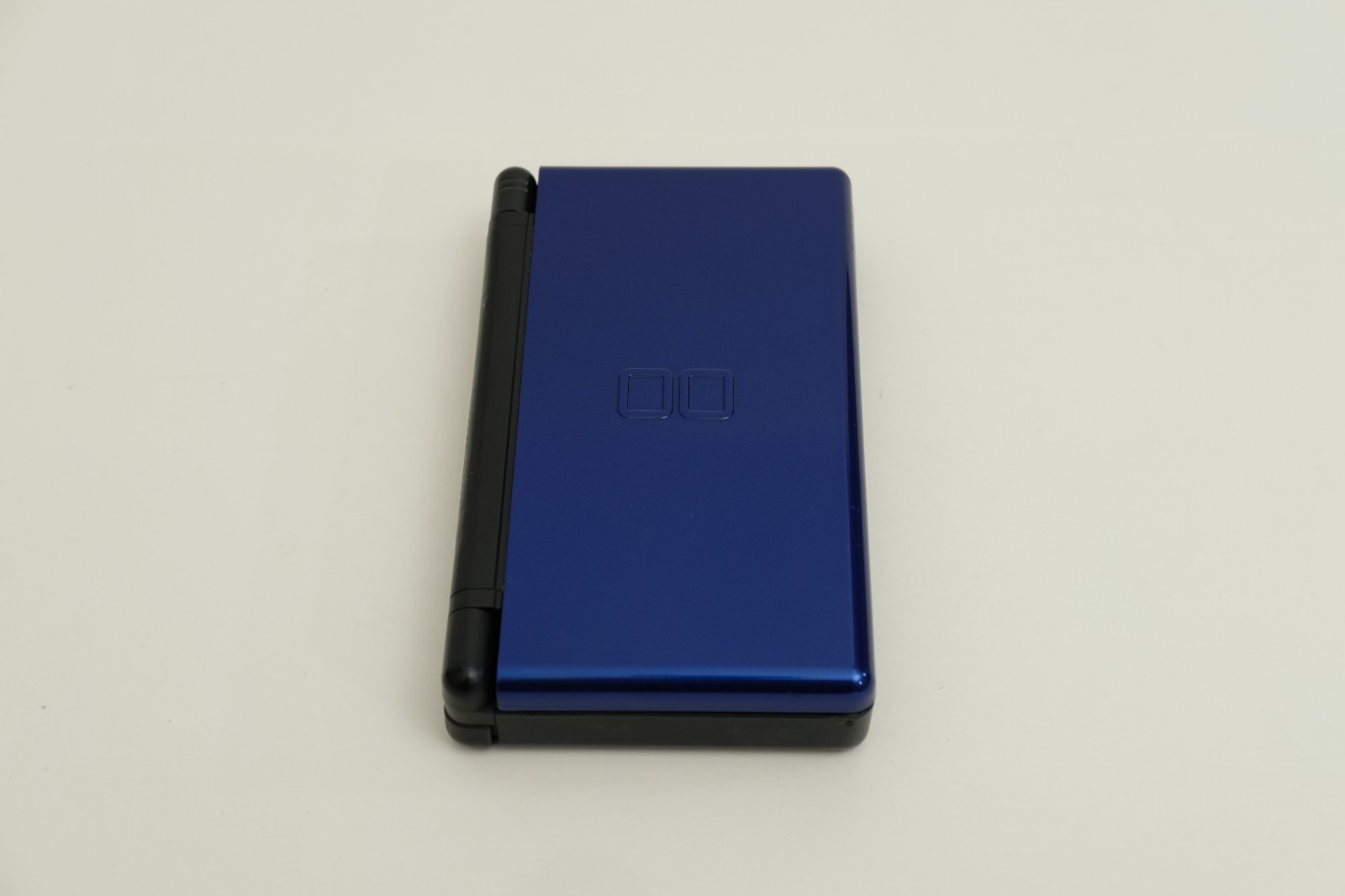 Nintendo DS Lite Handheld Cobalt and Black w/stylus, gba cover, charger USG-001