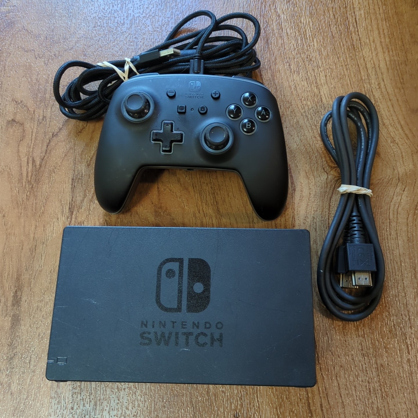 Nintendo Switch Docking Station & HDMI Cable OEM HAC-007 WUP-008 & Controller
