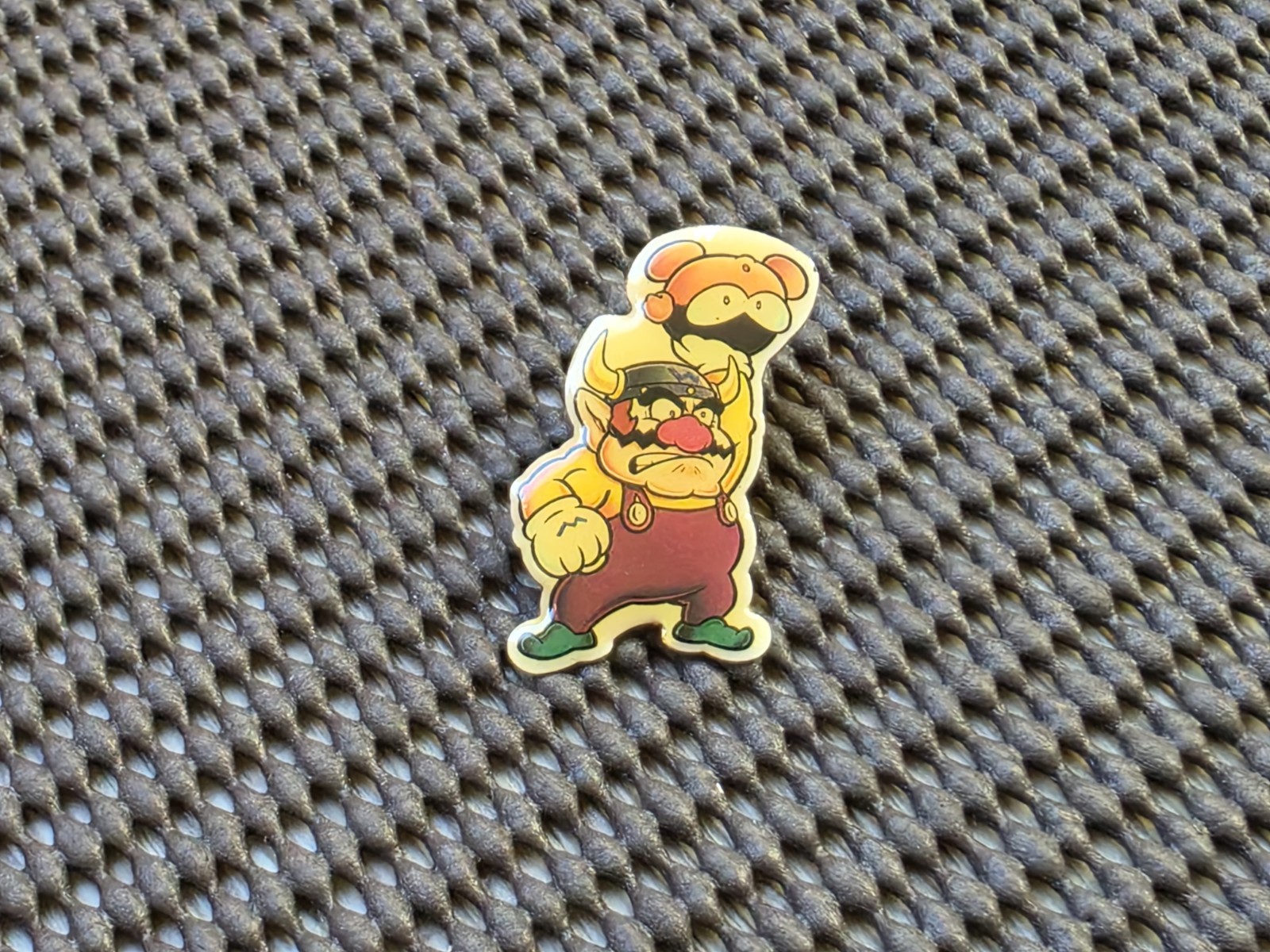 Vintage Nintendo Wario Land Pin Badge Nagasakiya Rare Retro NES Game Boy GB GBC