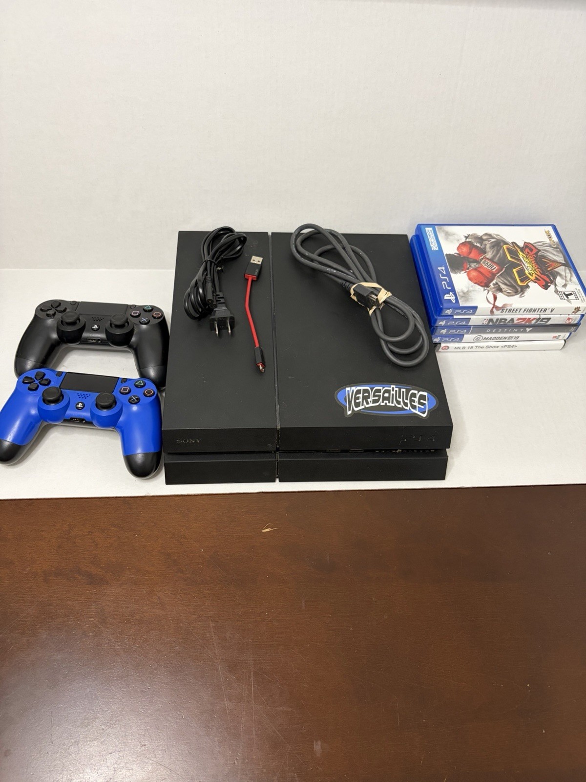 Sony PlayStation 4 (CUH-1215A) 500GB Gaming Console W/ 2 Controllers & Games