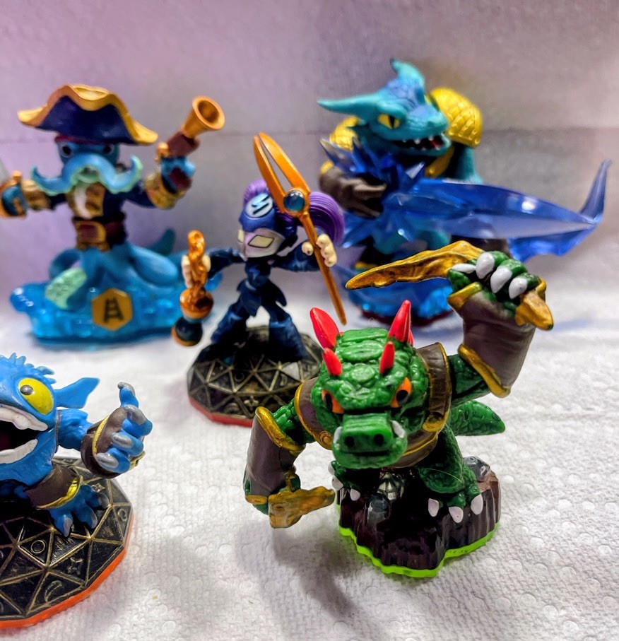Activision Skylanders Spyro’s Adventure Figure Lot – Lot of 7 figures