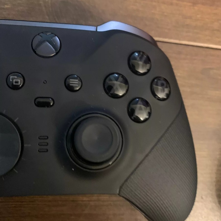 Microsoft Xbox Elite Series 2 Controller With Mouse Click Buttons Mod Installed