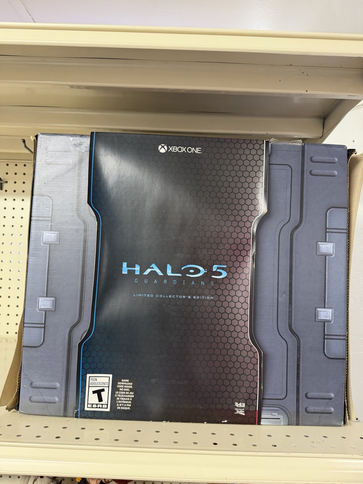 The Halo 5: Guardians Limited Collector’s Edition