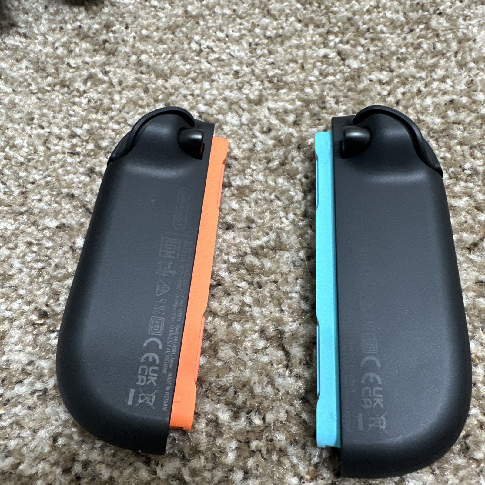 Official Nintendo Switch 2 Joy-Con Blue/Red With 2 Handheld Attachments