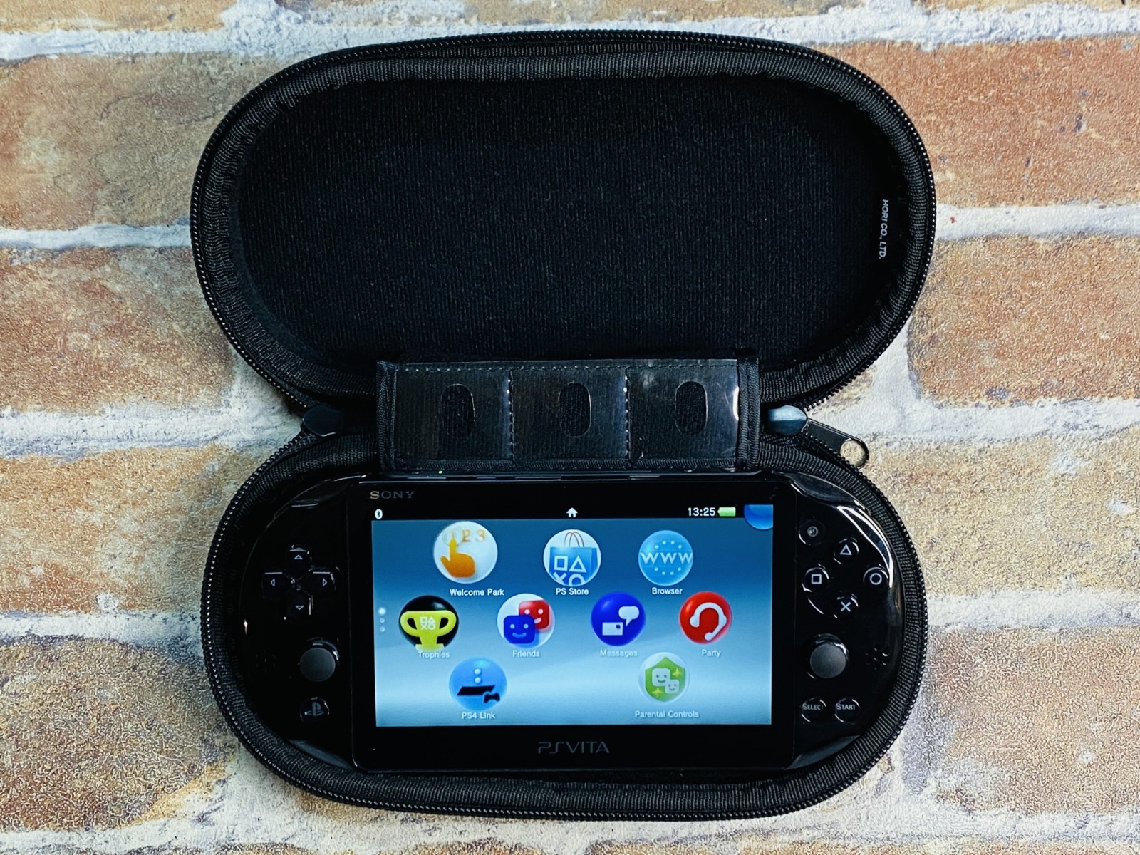 PS Vita Black PCH 2000 SONY PlayStation Japan Tested 8GB Charger MobileCase DDP