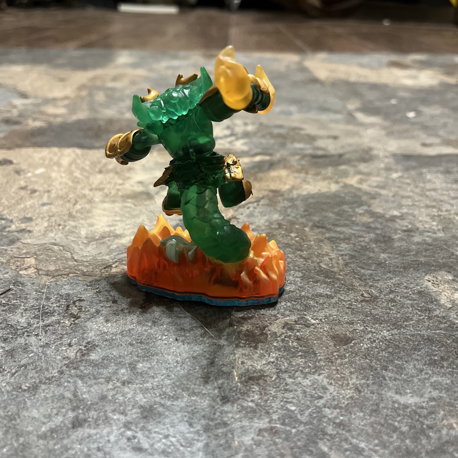 Skylanders Swap Force Jade Fire Kraken Cracked Bottom! T3