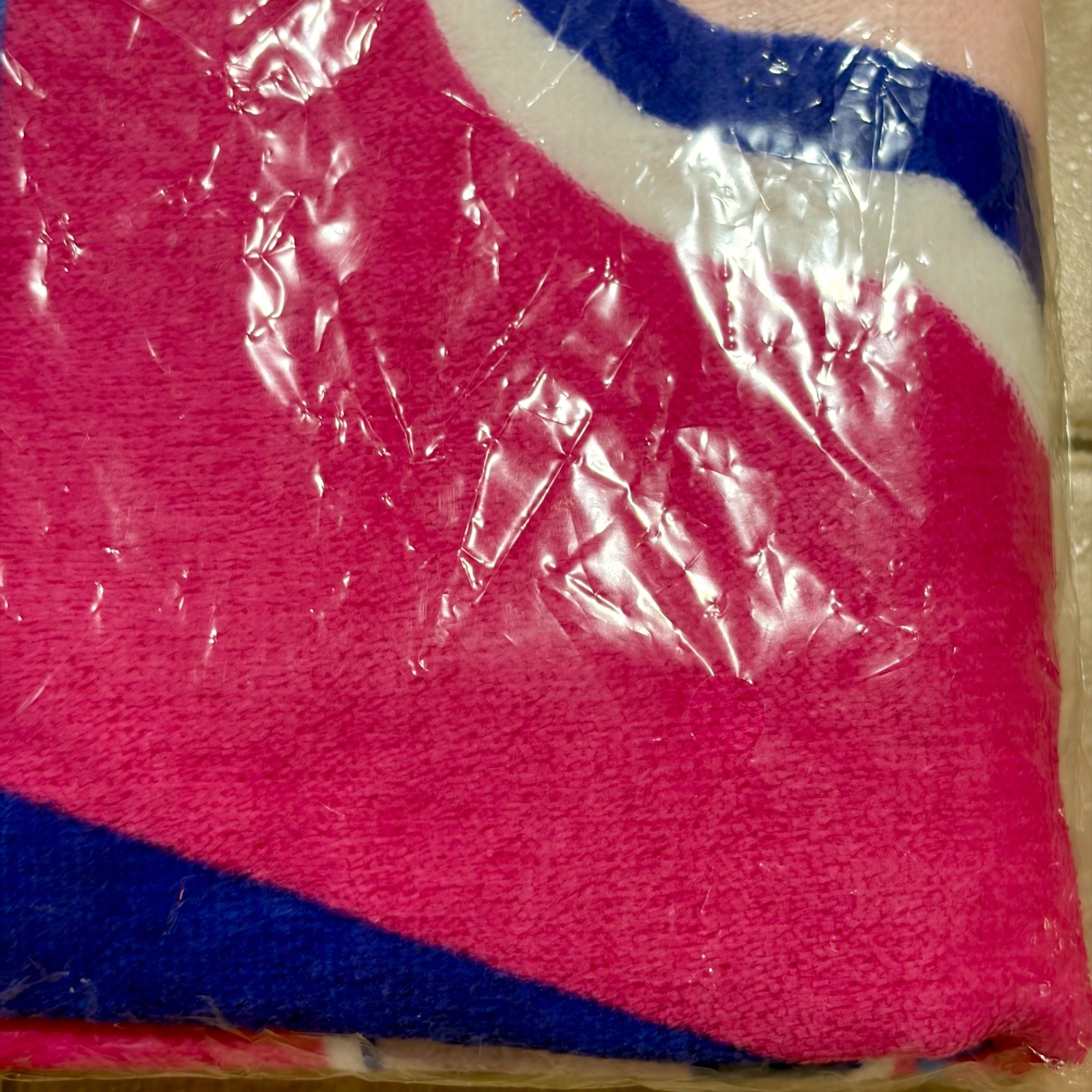 Official Mew & Mewtwo Bath Towel Pokemon Mewtwo Strikes Back Evolution Japan NEW