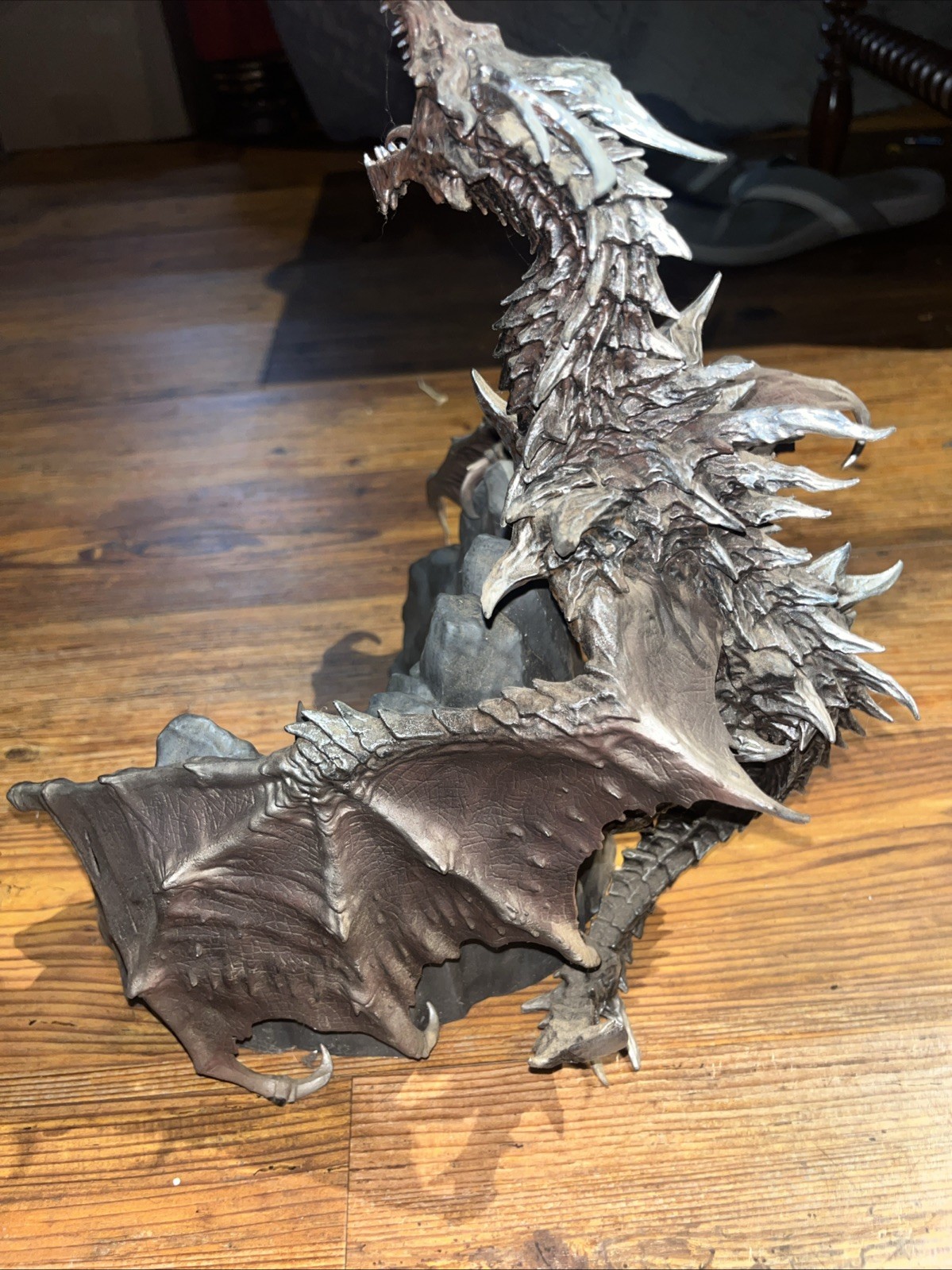Authentic Skyrim Collector’s Edition Alduin Dragon Figure w/ Base