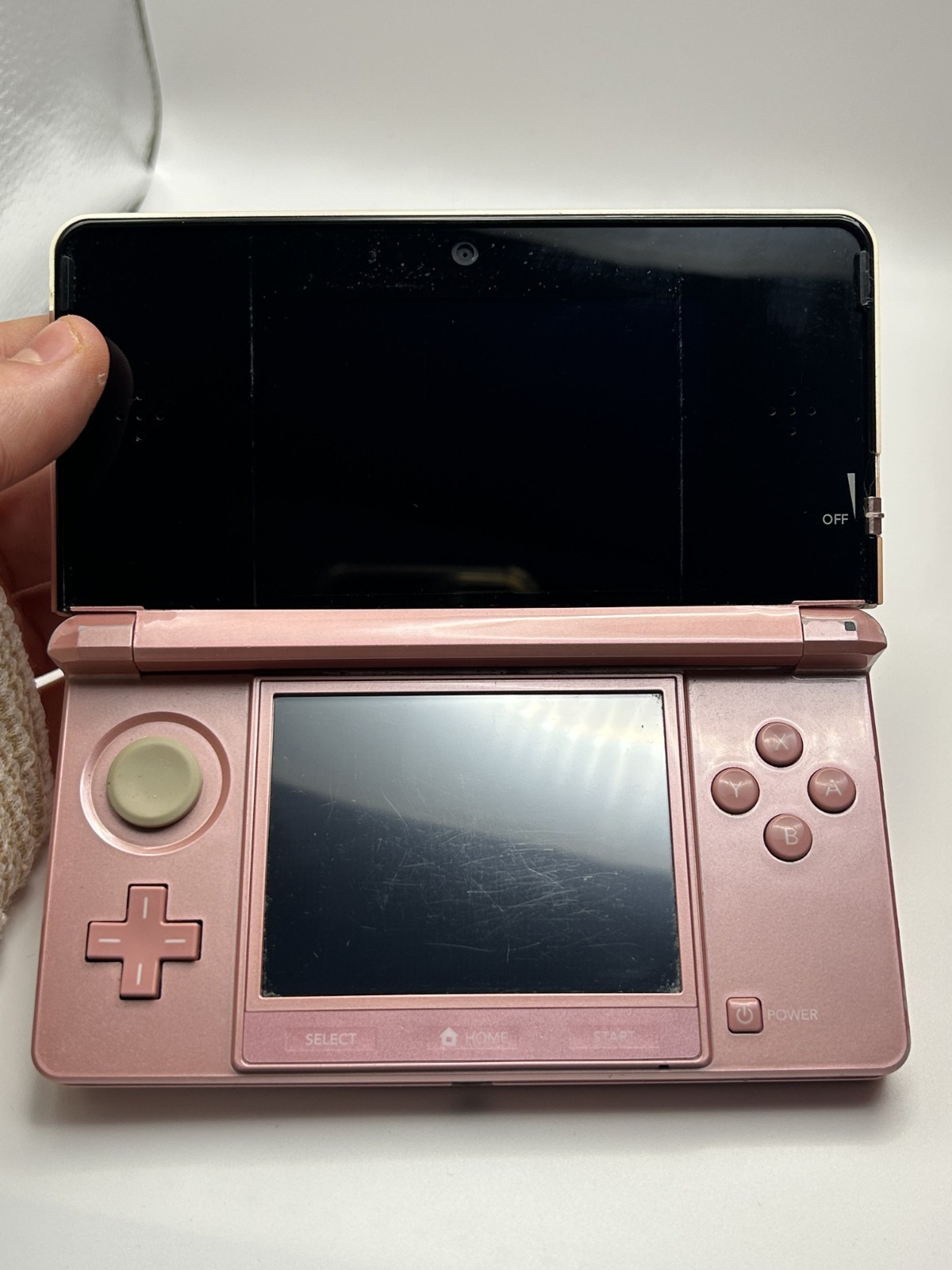 Nintendo 3DS Pink Handheld System Bundle w Charger + 2 Games / US Seller / Used