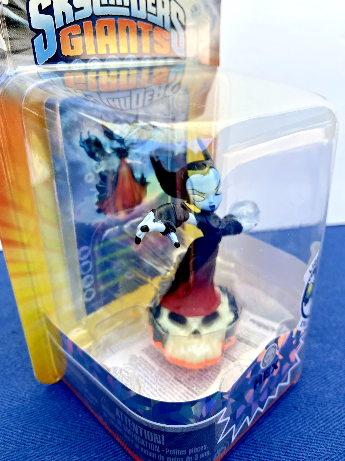 Skylanders Giants – Hex Action Figure – LIGHTS UP ! NEW SEALED Activision