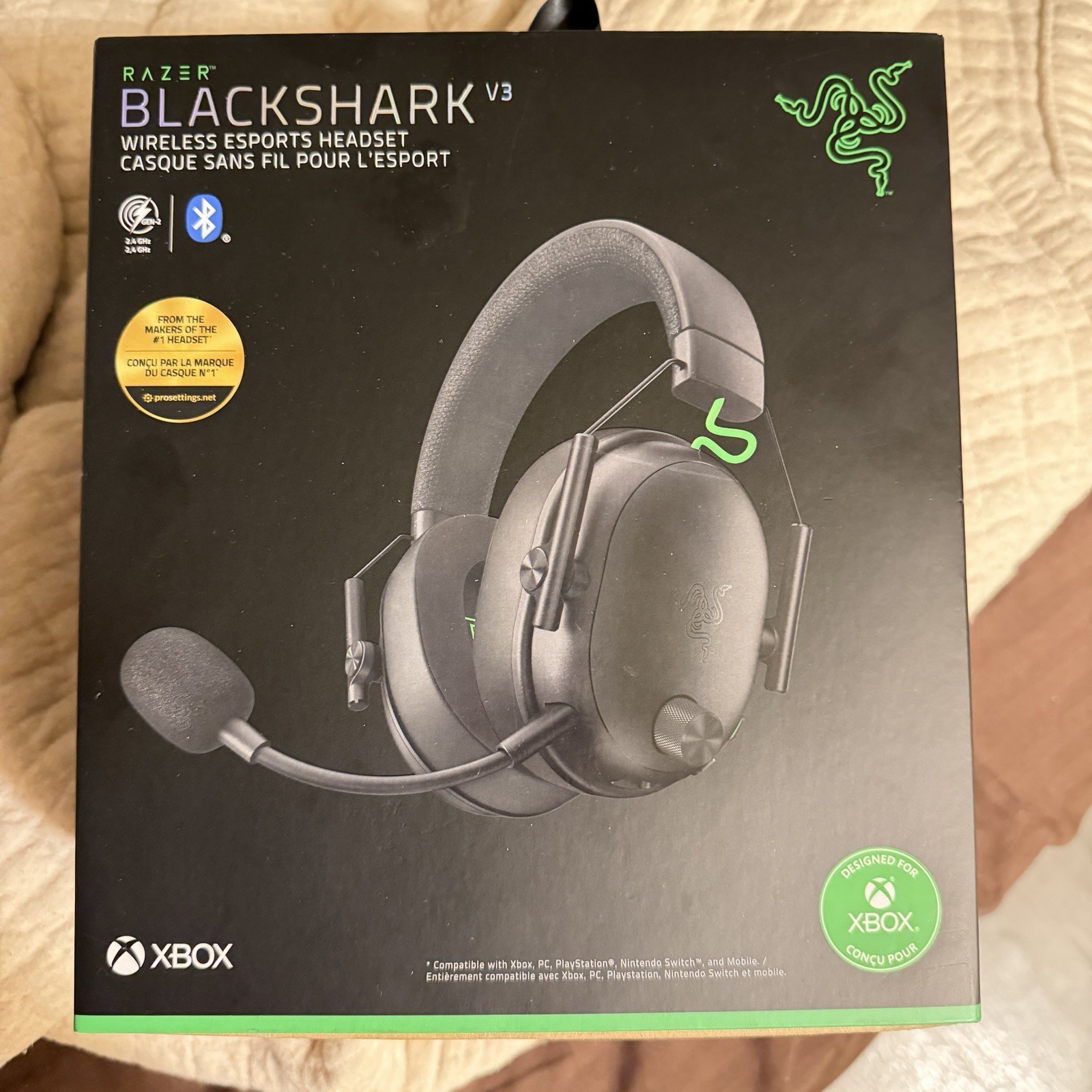 Razer BlackShark V3 Wireless Xbox Gaming Headset, Over-Ear Bluetooth USB Black