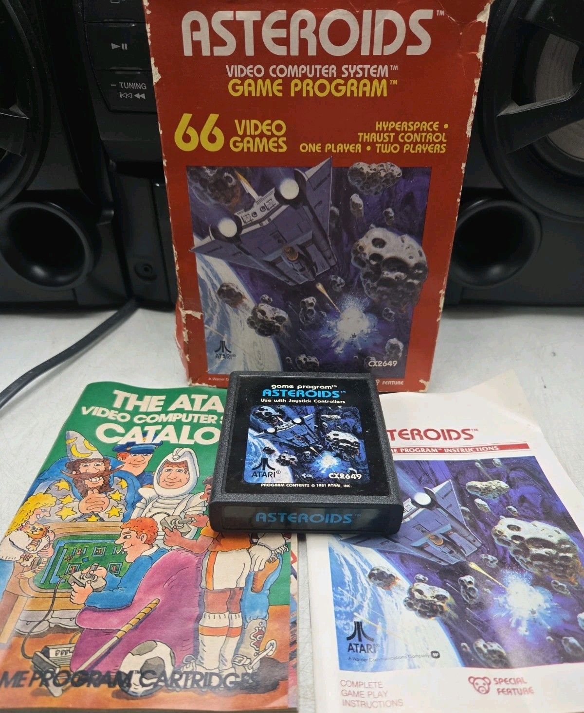 Asteroids Atari 2600 Video Game Cartridge 1981 CIB Complete with Box & Manual