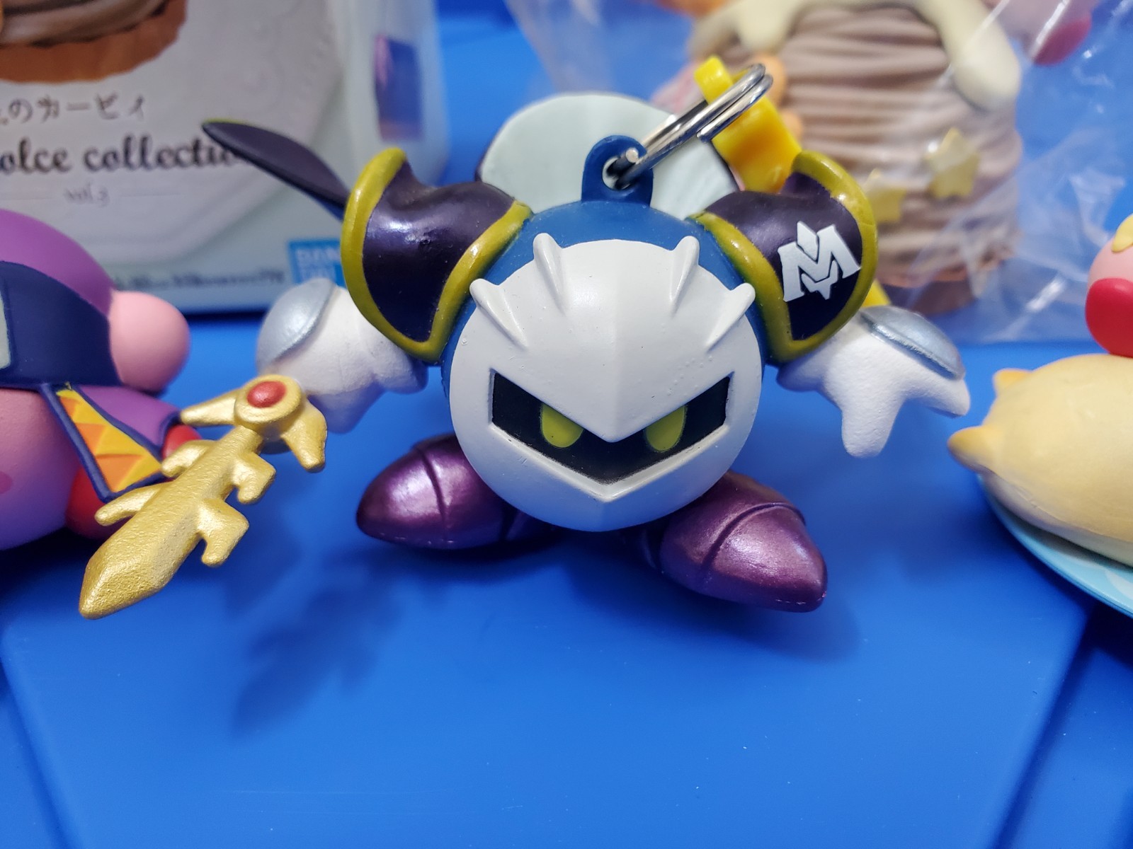 Kirby 4x Collectibles – Figures + Keychains – Paldolce Collection + Blind Bag