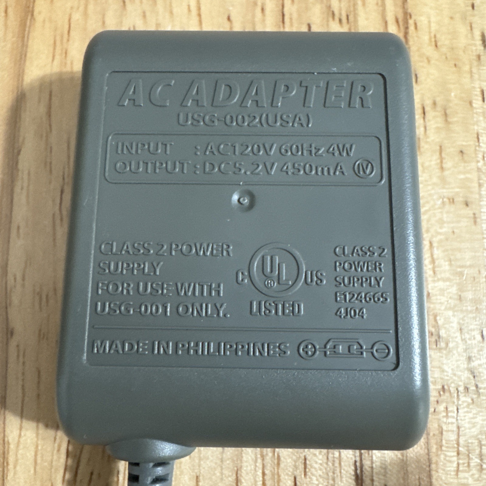 Nintendo DS Lite AC Adapter Charger USG-002 OEM Genuine Gray Power Supply