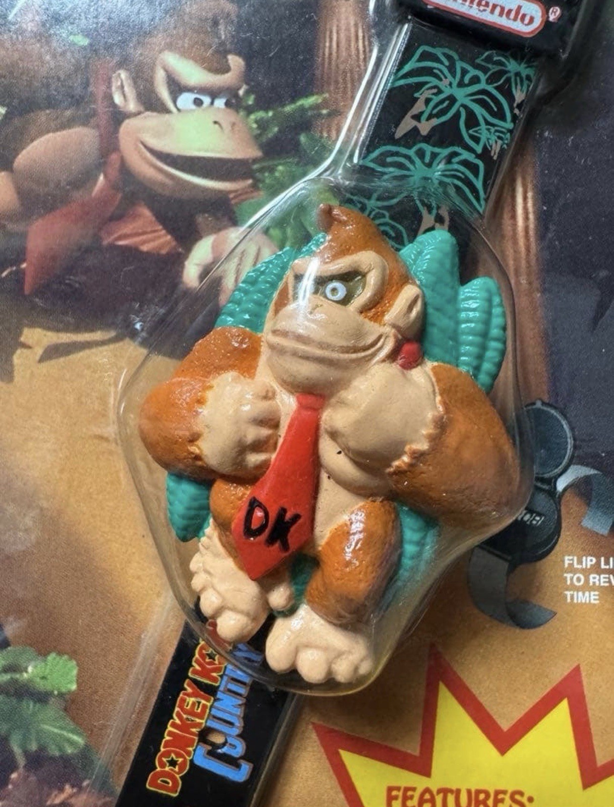 Official Nintendo Donkey Kong Country Watch 1995 with DK figure, brand new