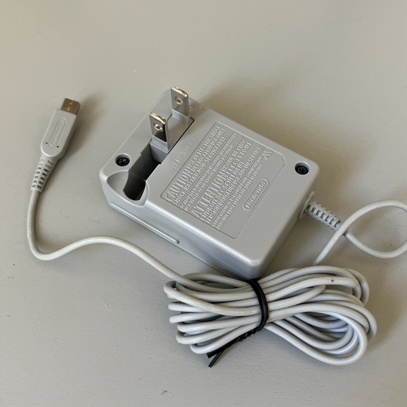 Offical Nintendo 3DS 2DS XL LL OEM Original AC Adapter – Charger – Power Cable