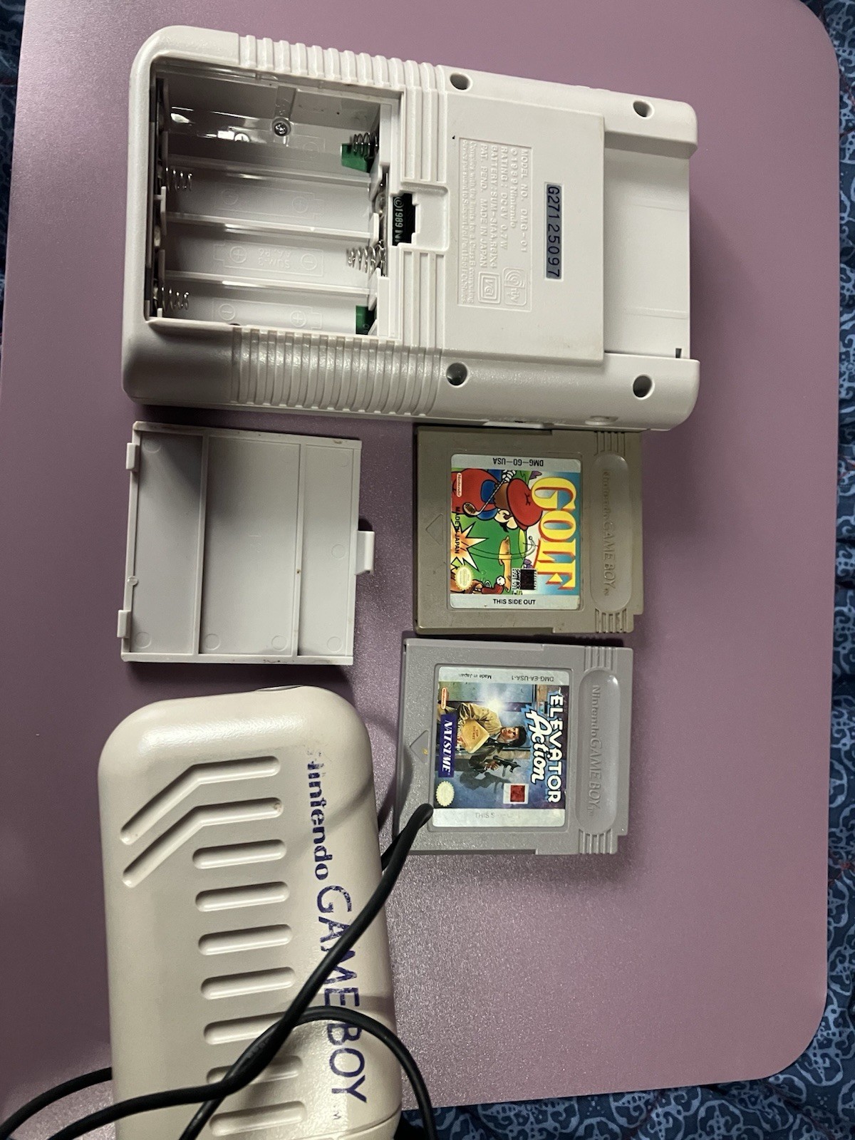 Nintendo Gameboy DMG-01 Handheld Console With Battery Pack And 2 Games