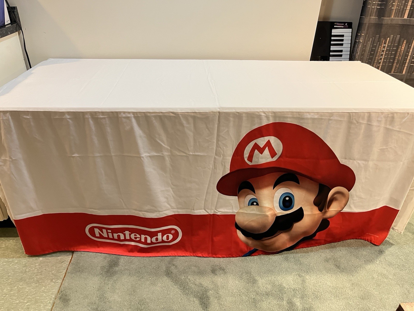 Nintendo Merchandising NMI TABLE CLOTH Store Display Wii Mario Switch TOYS R’ US